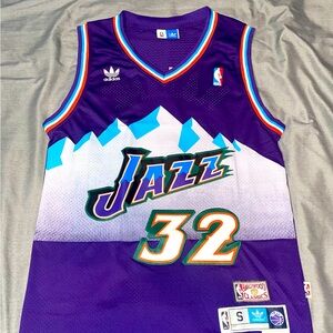 Vintage Utah Jazz basketball jersey